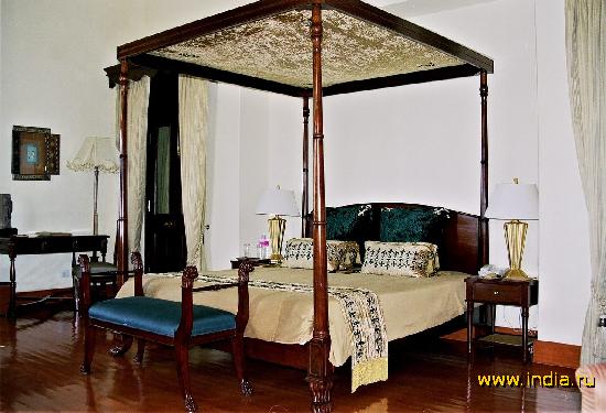 Кровать в люксовом номере, на которой спал Махараджа 