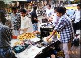 Fast food на улицах Мумбая