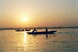 Варанаси (Varanasi), прогулки на лодках по Гангу